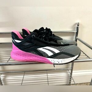 Reebok Nano CrossFit shoes. Men’s 6.5/Women’s 8.